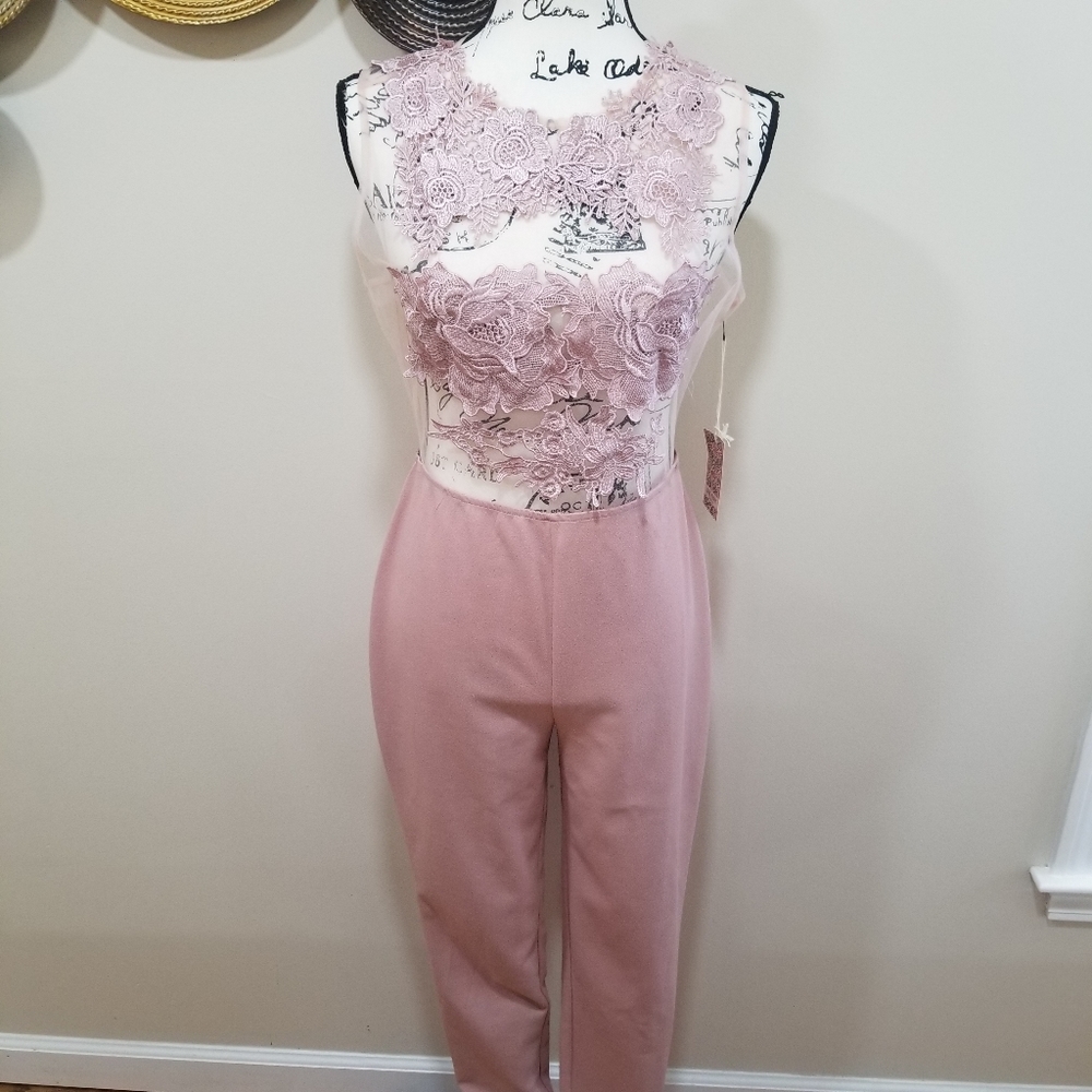 Iris Basic Blush Pink Floral Print Lace on the Top Sleeveless Jumpsuit  Size L.